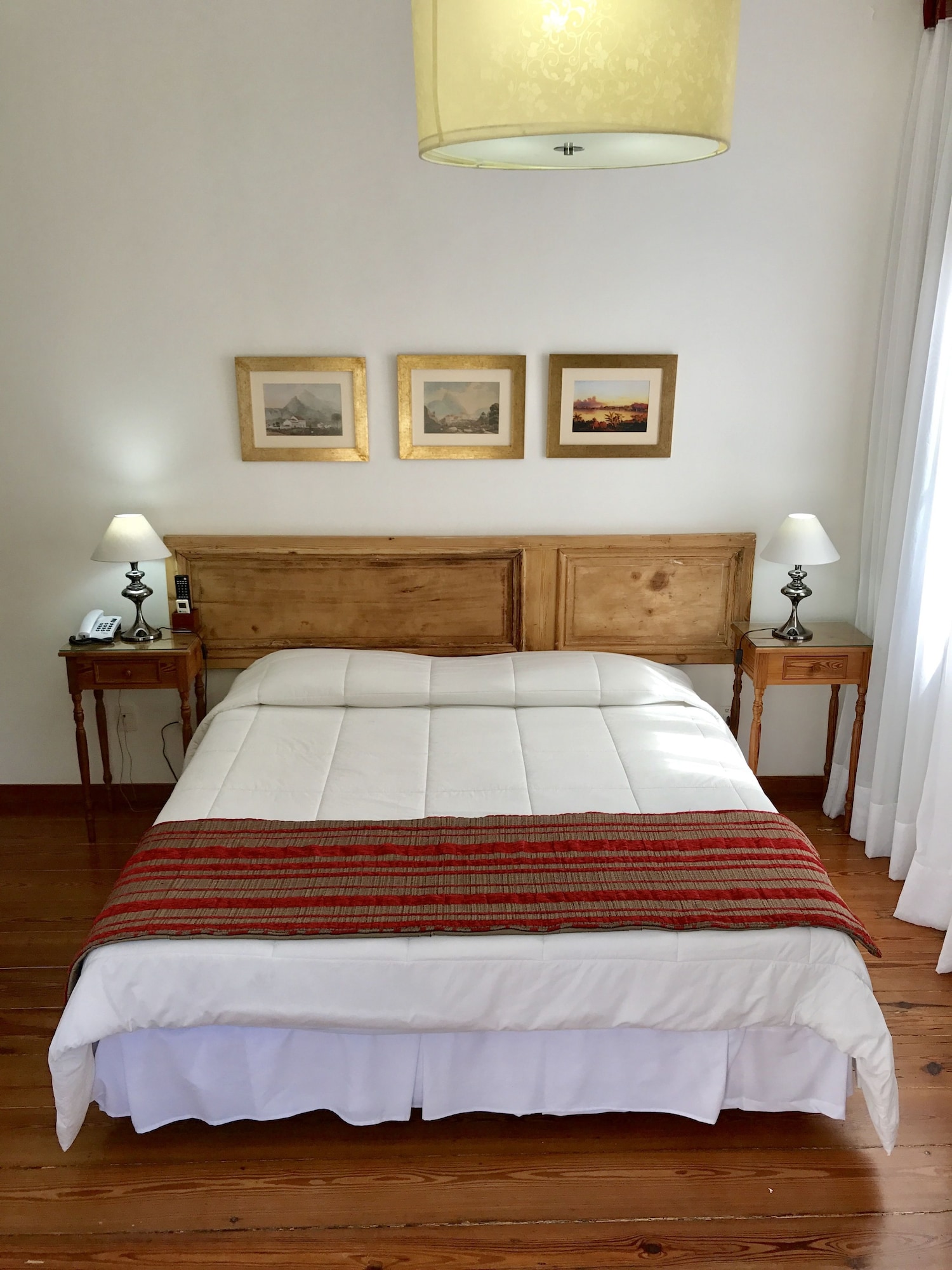 STUDIO, SUITE