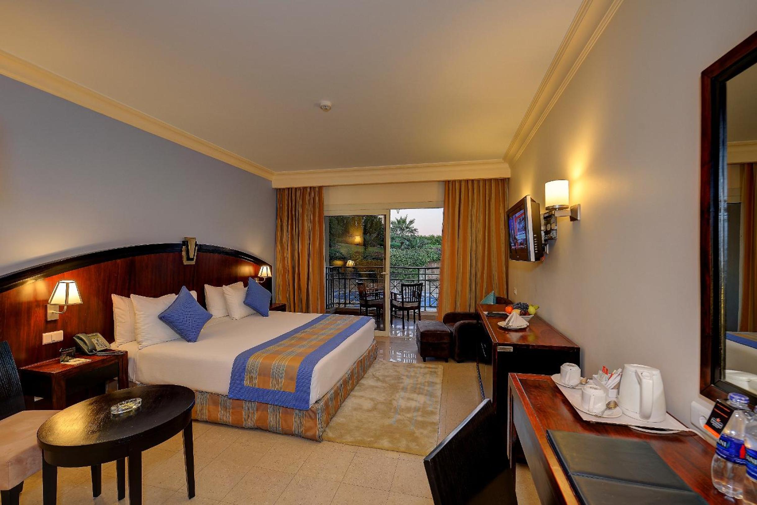 Comfort, Twin Beds, Garden View