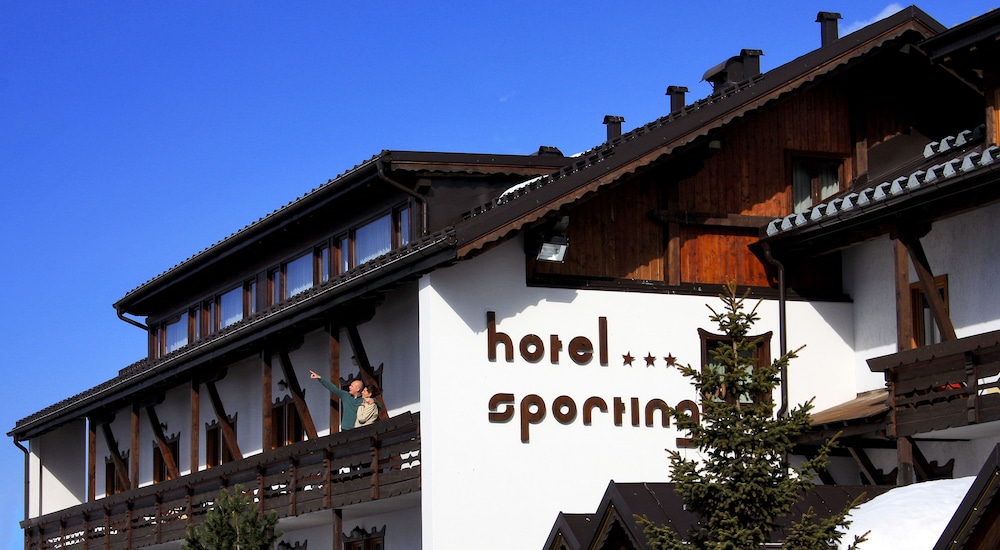 Sporting Hotel 2/50