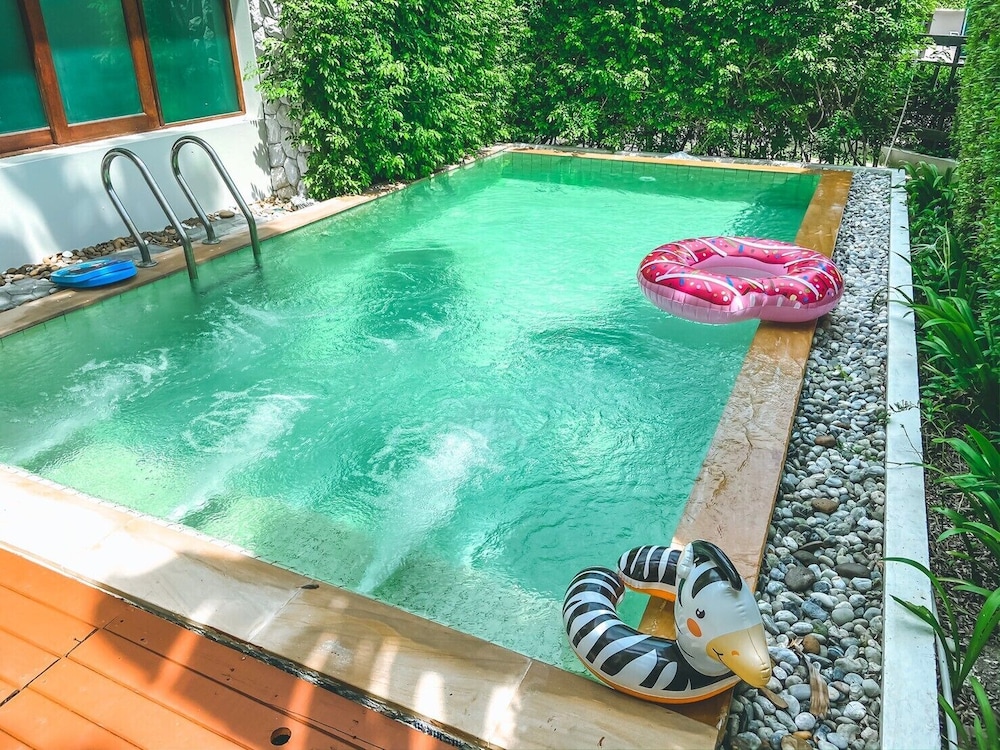 Royal Sammuk villas 28/50