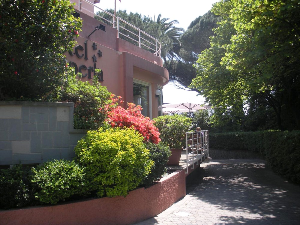 Hotel Esperia 65/71