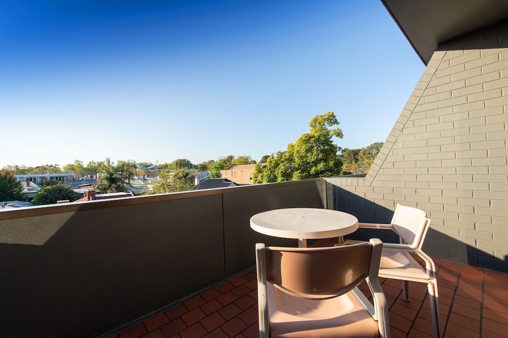 Mantra Meridien Adelaide 38/53