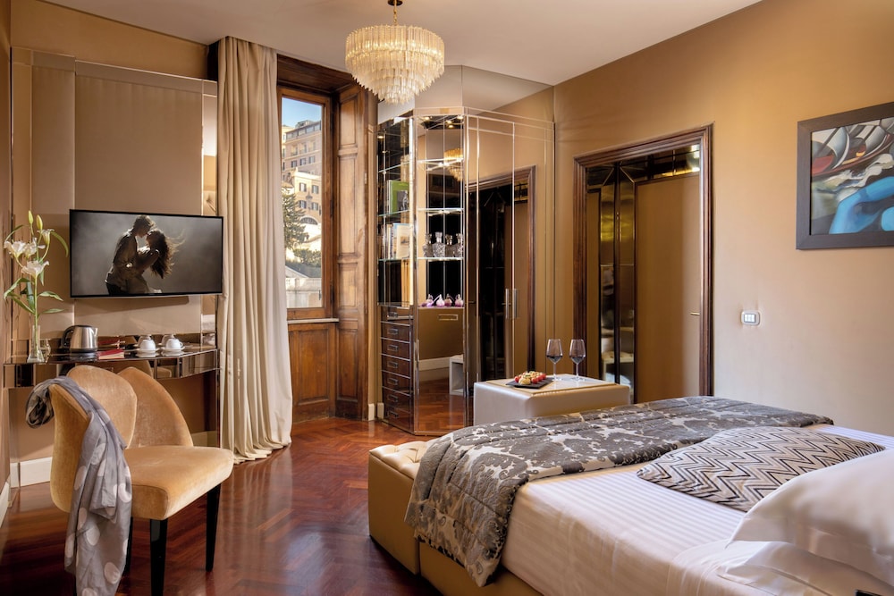The Inn at the Spanish Steps 57/112