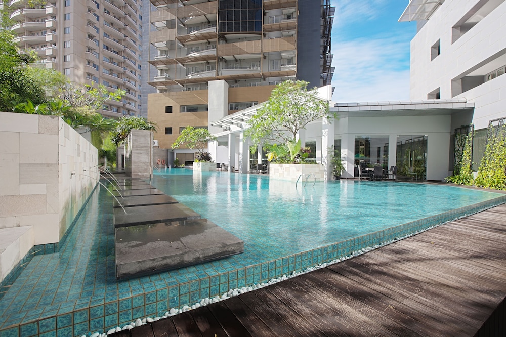 eL Hotel Jakarta 42/47