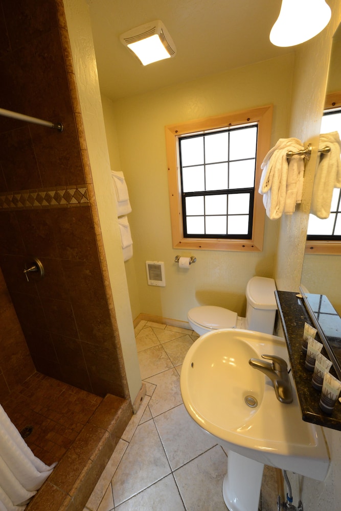Zephyr Cove Resort 30/61