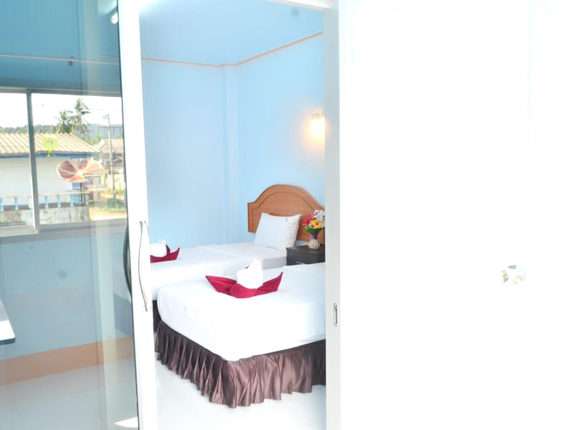 STANDARD, TWIN BEDS