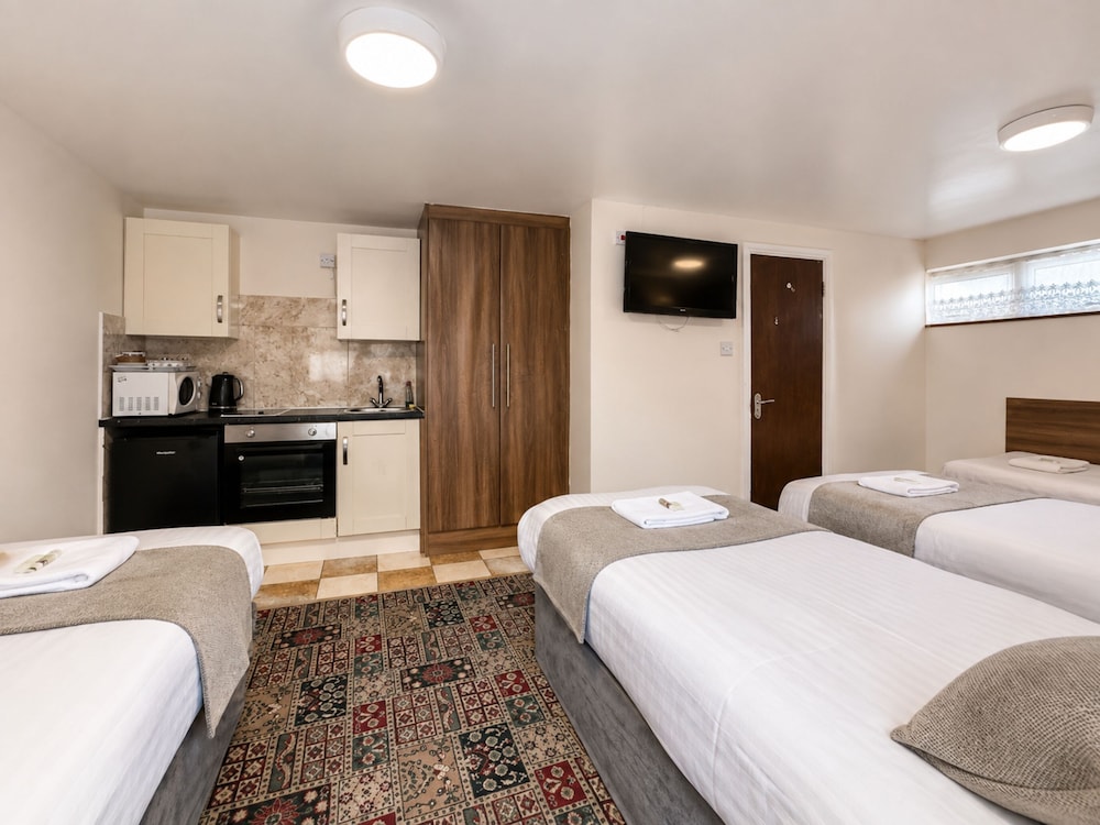 Twickenham Guest House 29/49