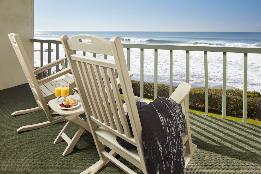 Cavalier Oceanfront Resort 55/67