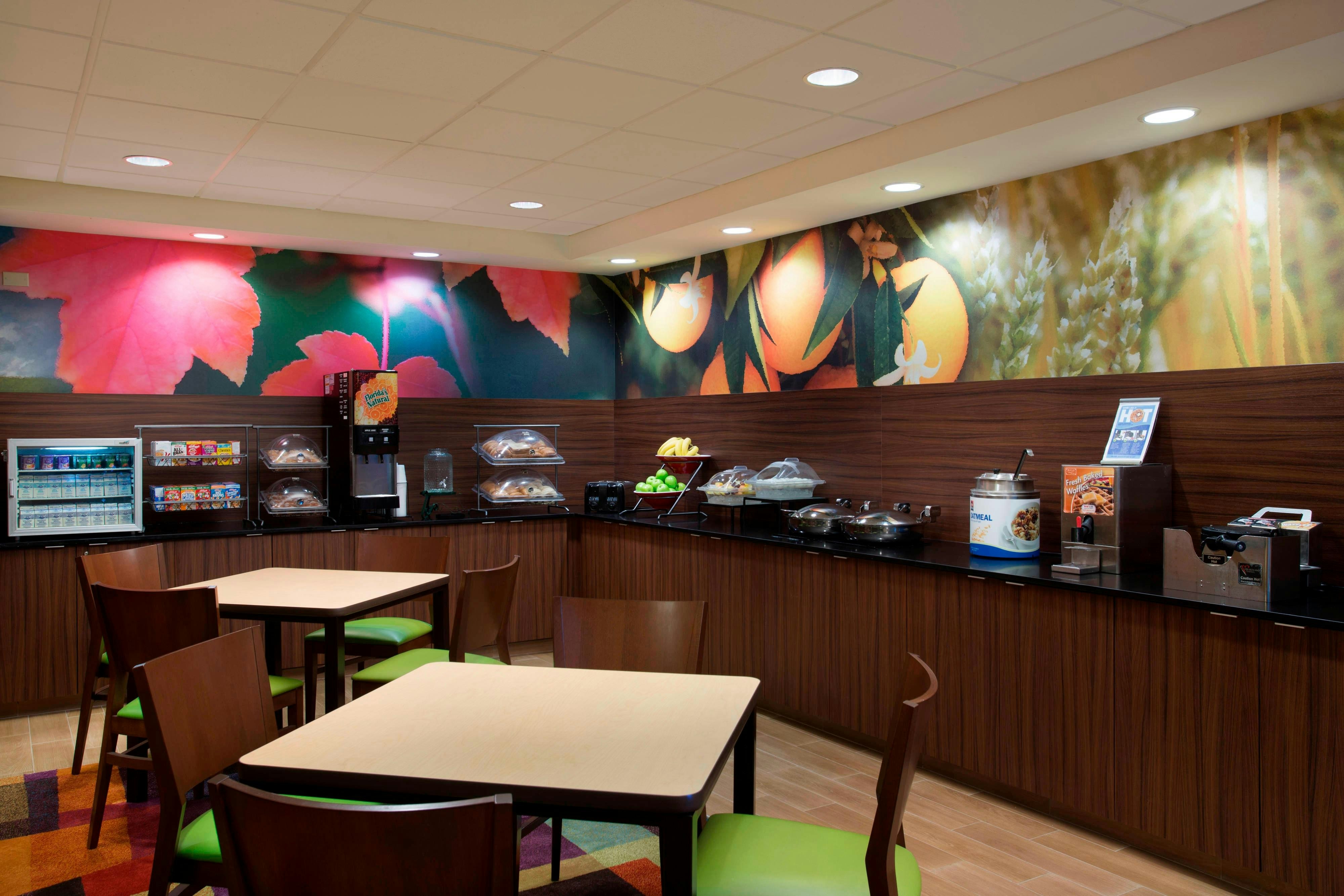 Fairfield Inn Suites Chicago Midway Airport 7/9