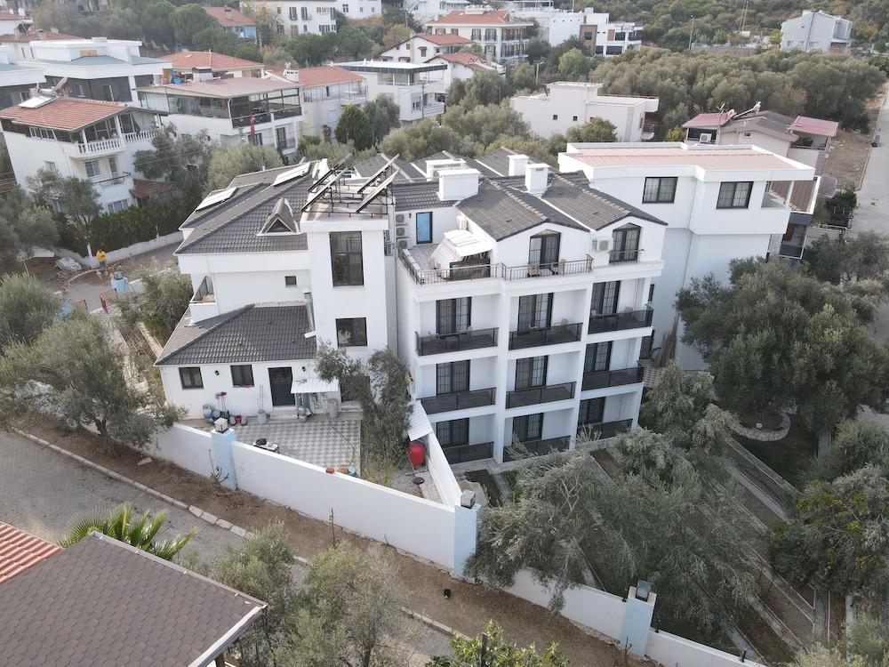 Deniz Otel 6/33