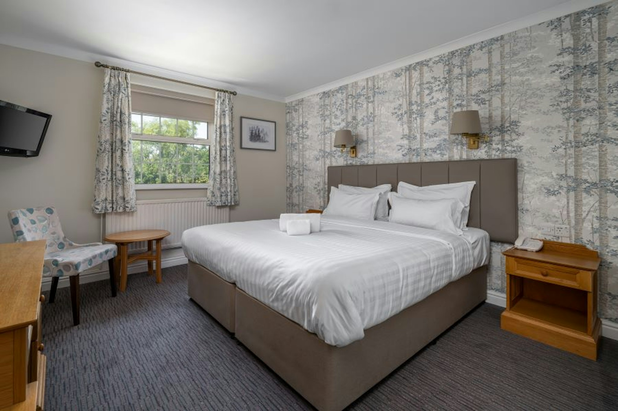 Reigate Manor 5/45