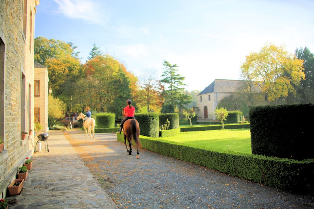 Chateau Du Bu 30/50