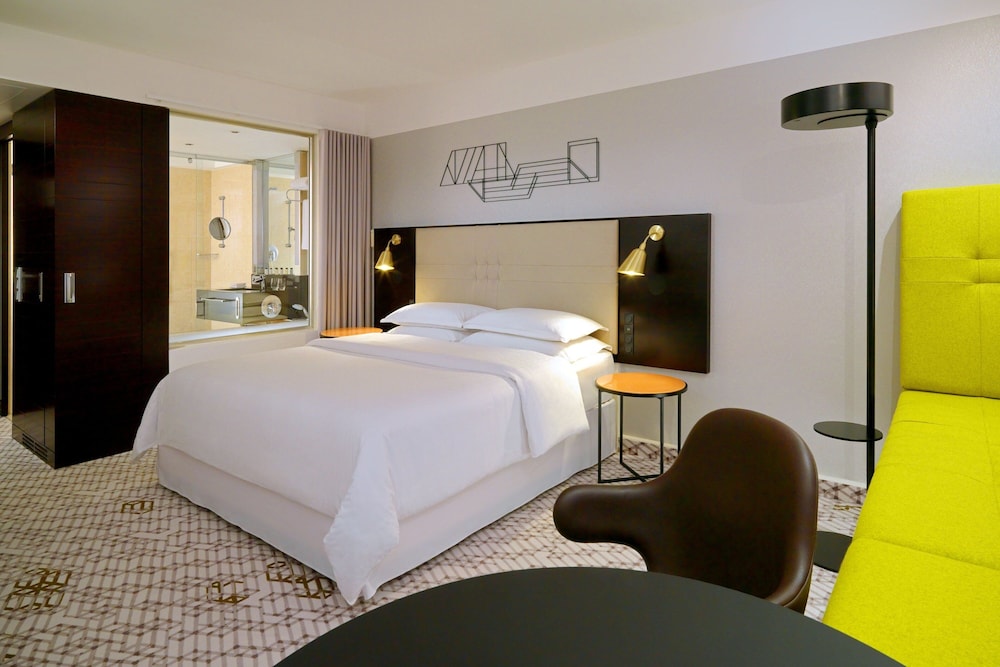 Four Points by Sheraton Munich Arabellapark 11/28