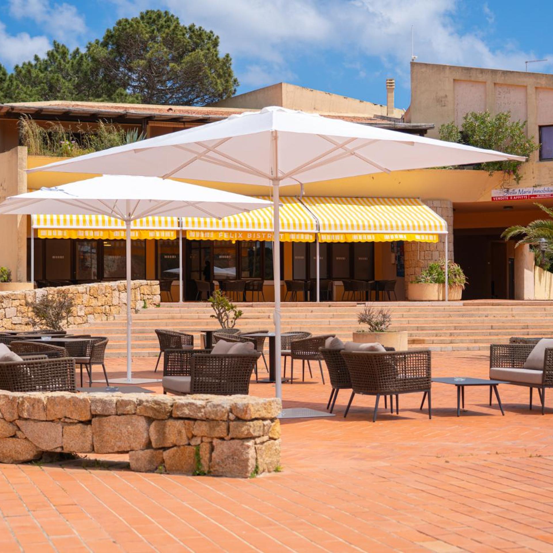 Ahr Costa Serena Village 6/50