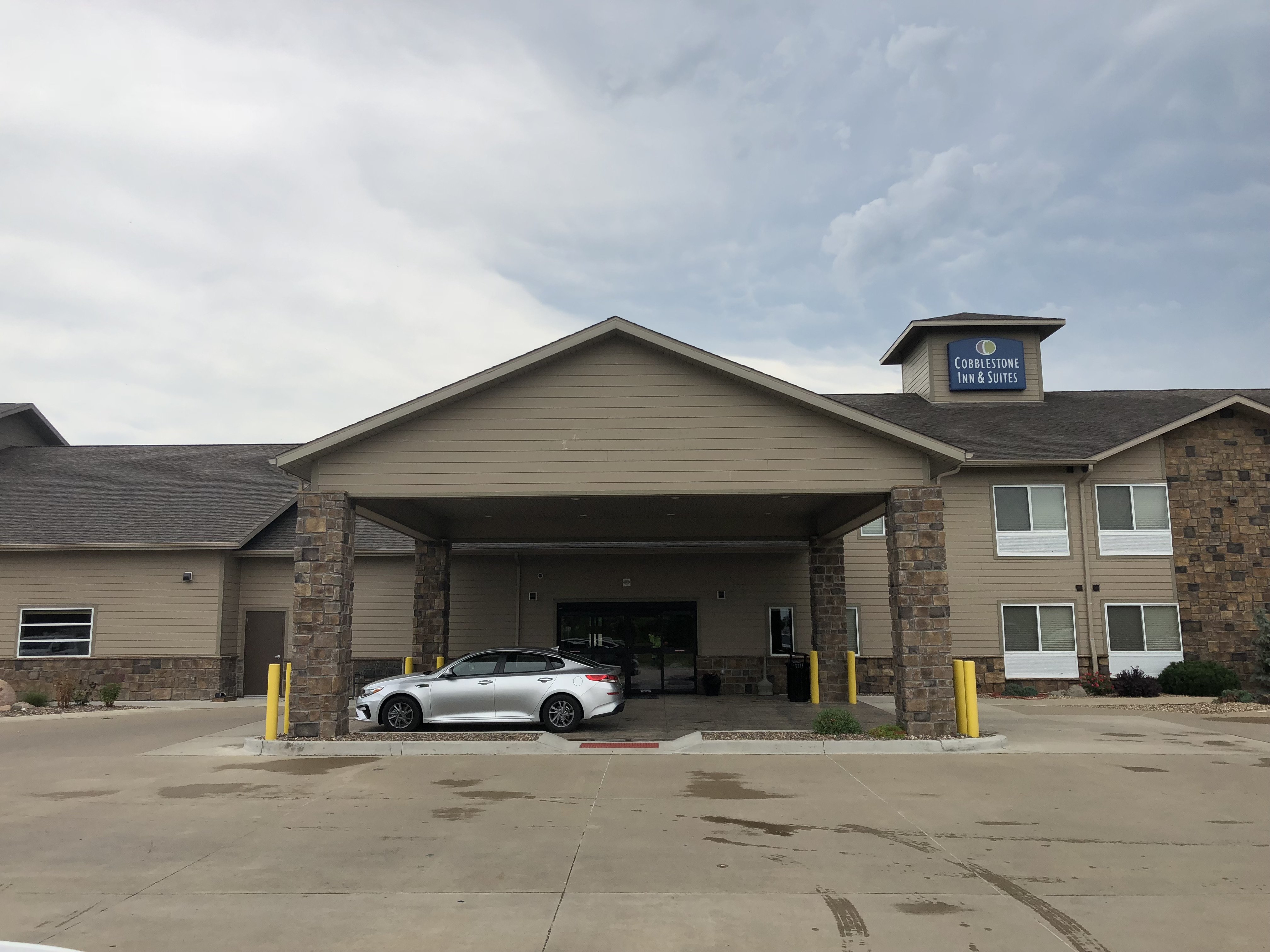 Cobblestone Inn & Suites - Fort Madison 52/54