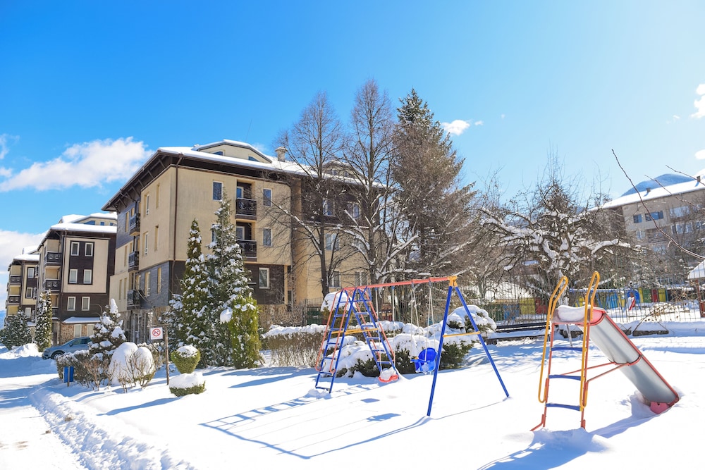 Bojur & Bojurland Apartment Complex 41/50