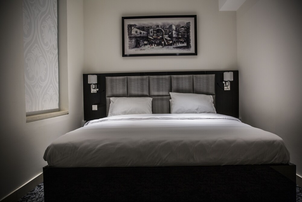 Naylover Hotel Suites 18/50