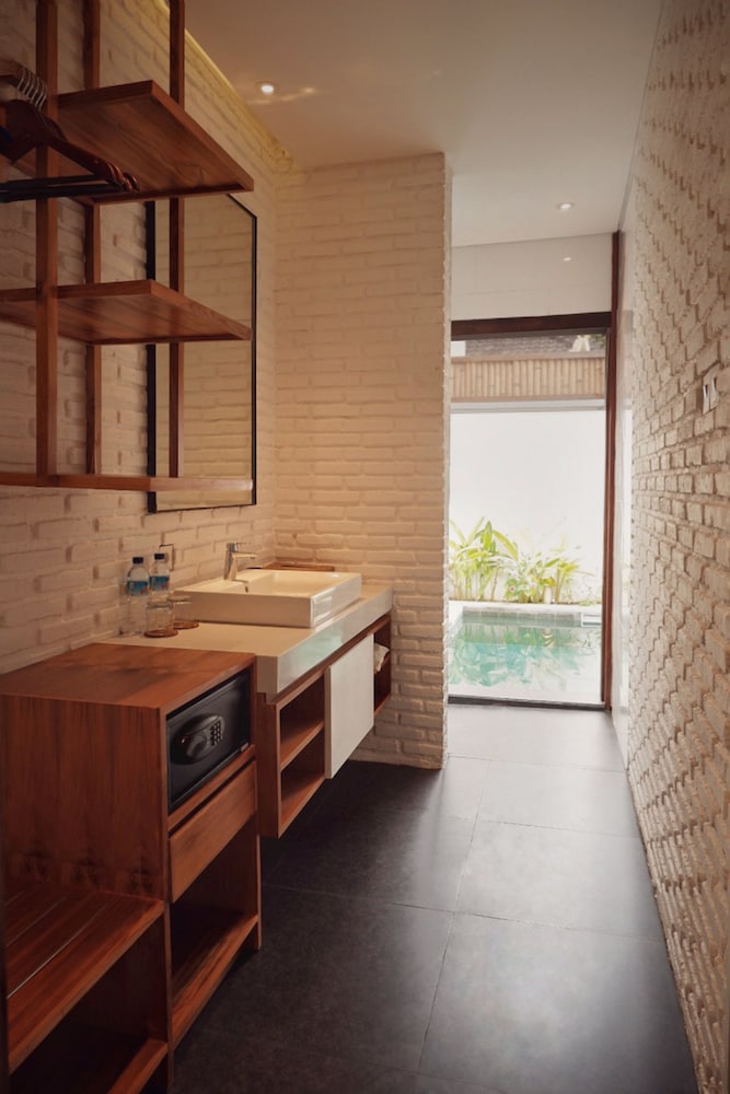 The Beach House Resort 39/70