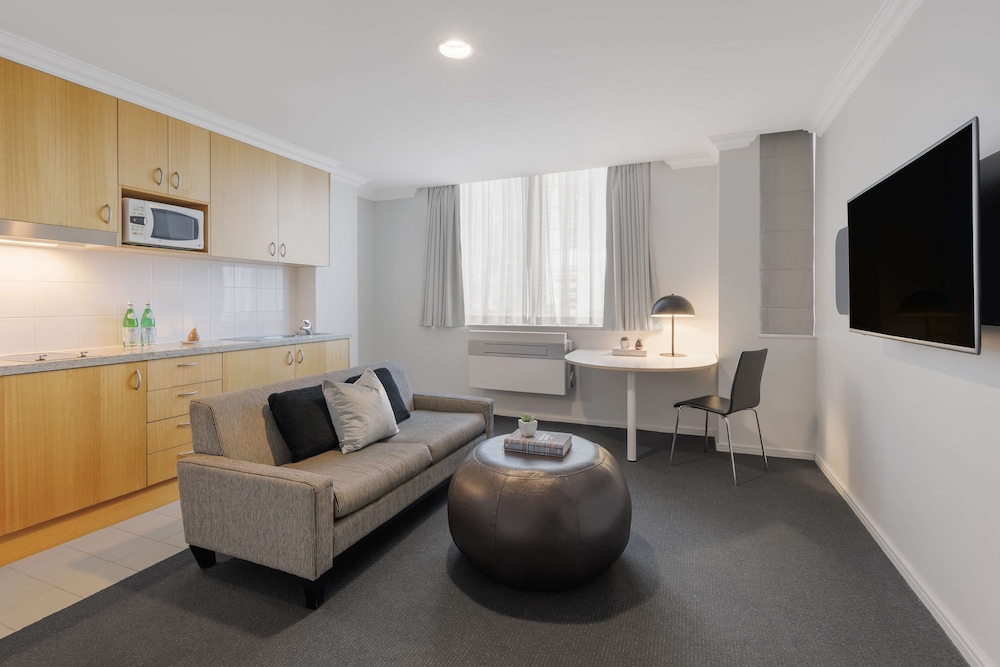 Oaks Perth Hotel 42/61