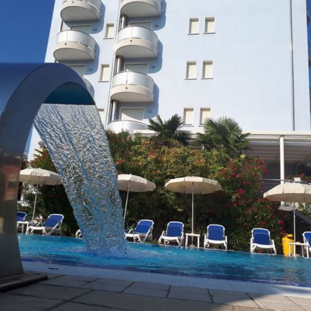 Hotel Helios 8/56