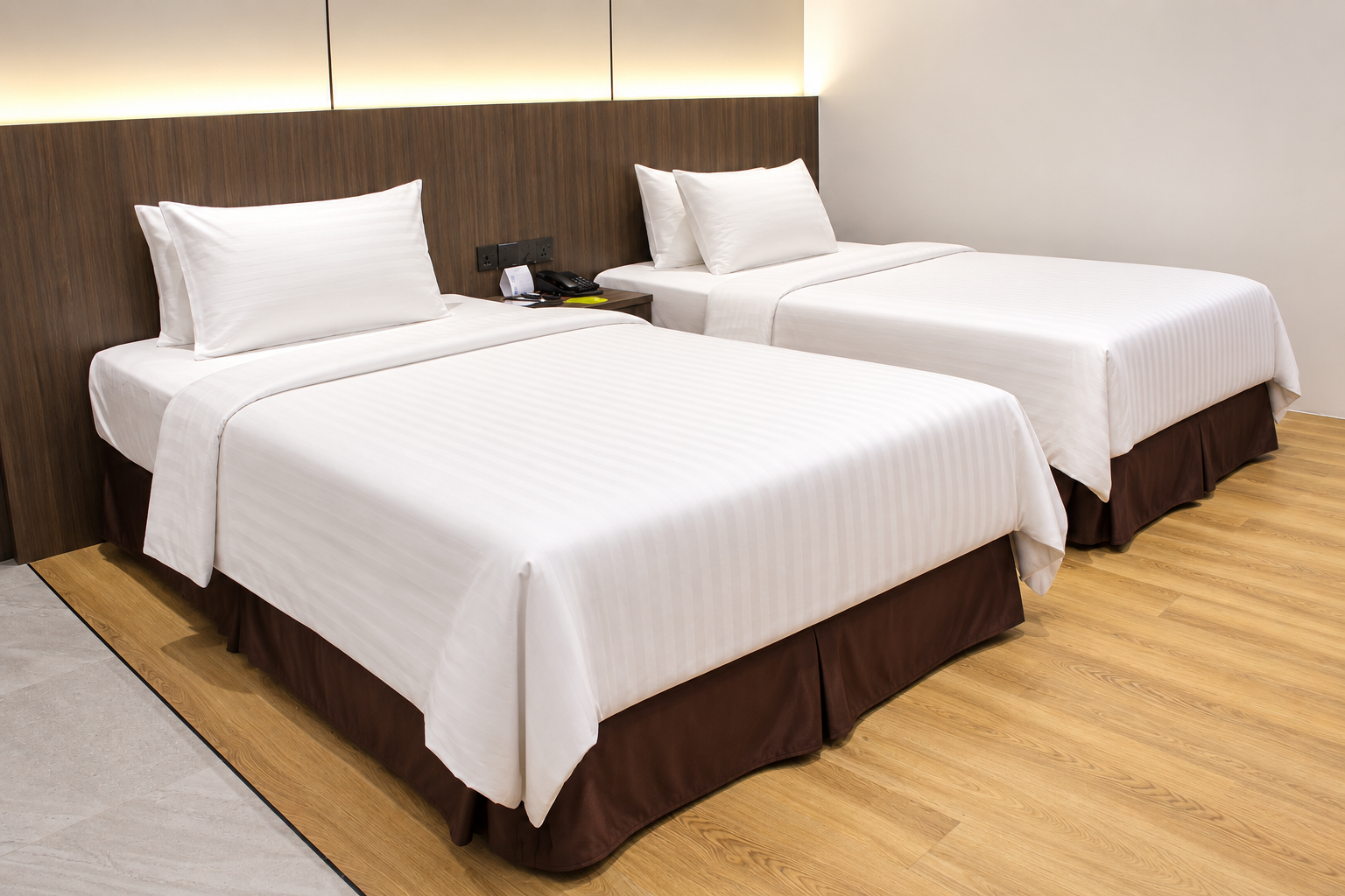 Superior, Twin Beds, No Window