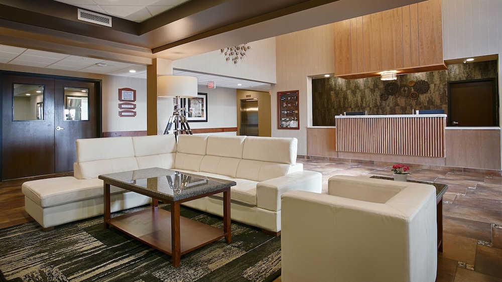Days Inn By Wyndham Redwater 6/25