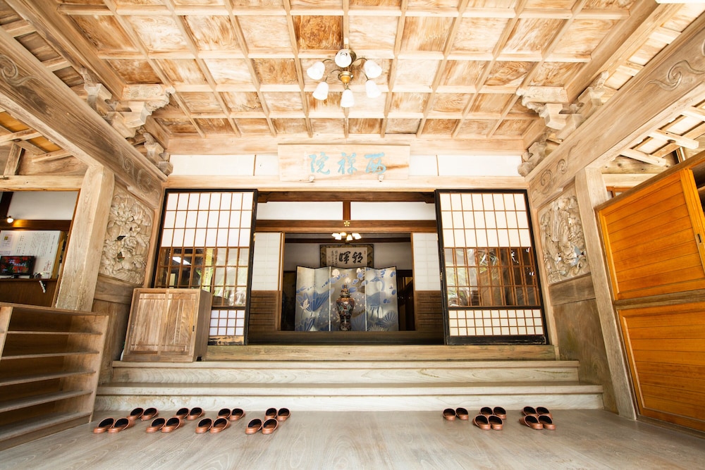 Koyasan Saizenin 12/64