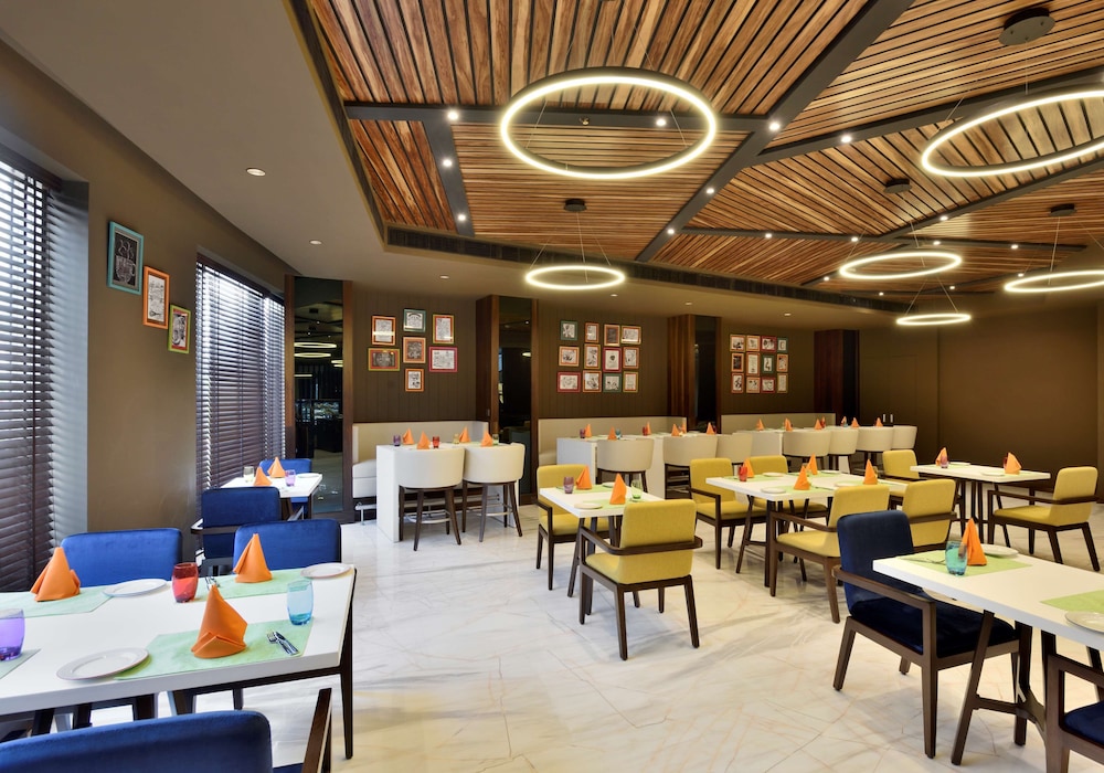 Radisson Gurugram Udyog Vihar 31/48