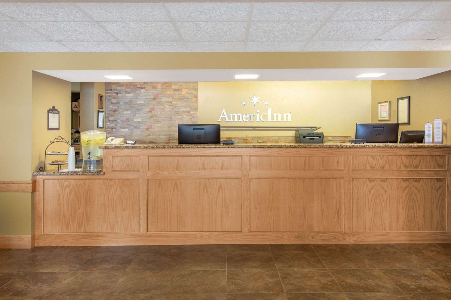 AmericInn by Wyndham Calumet 3/19