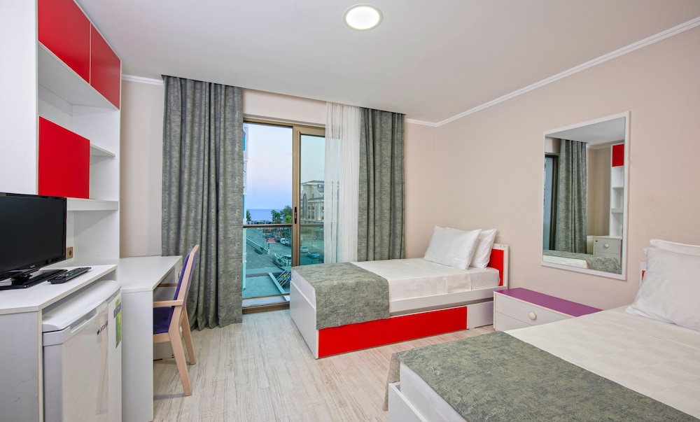 CITRUS PARK HOTEL 18/56