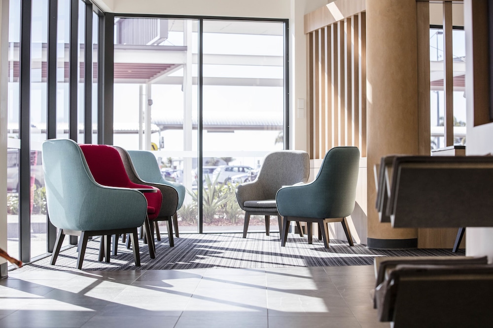 Ibis Mackay 37/67