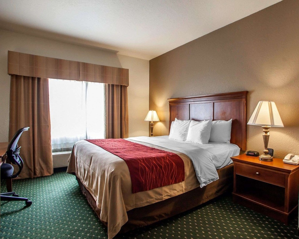 Comfort Inn and Suites Davenport Quad Cities 12/41