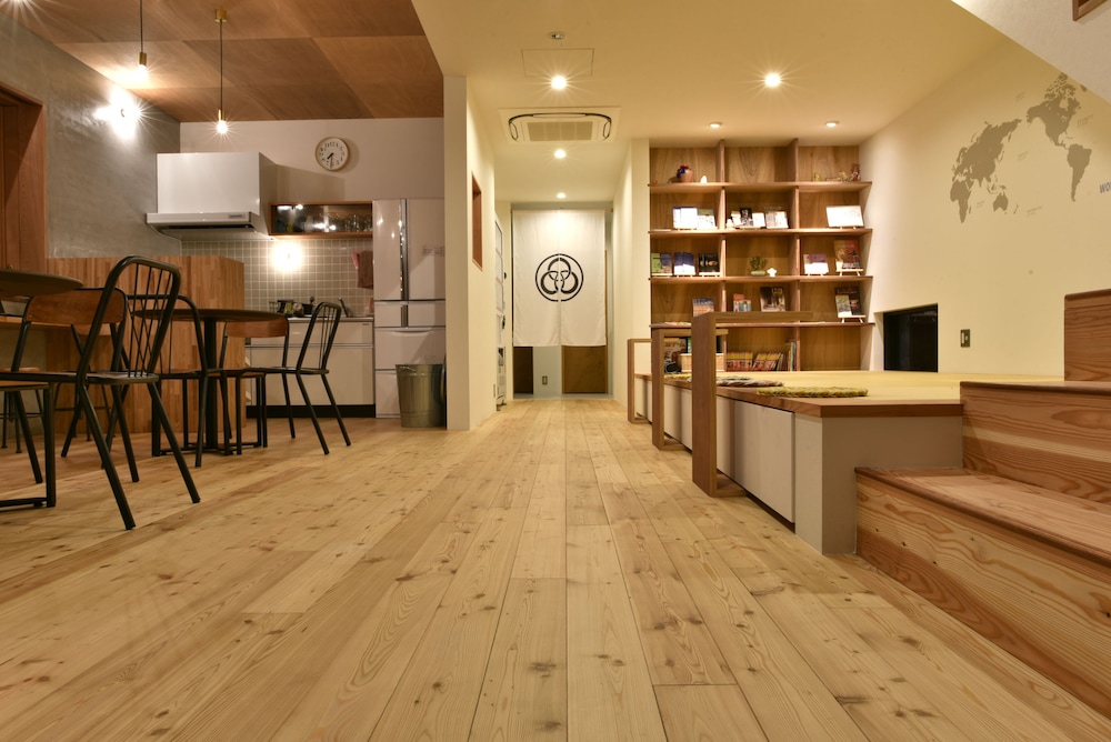 Hostel Mitsuwaya Osaka 54/60