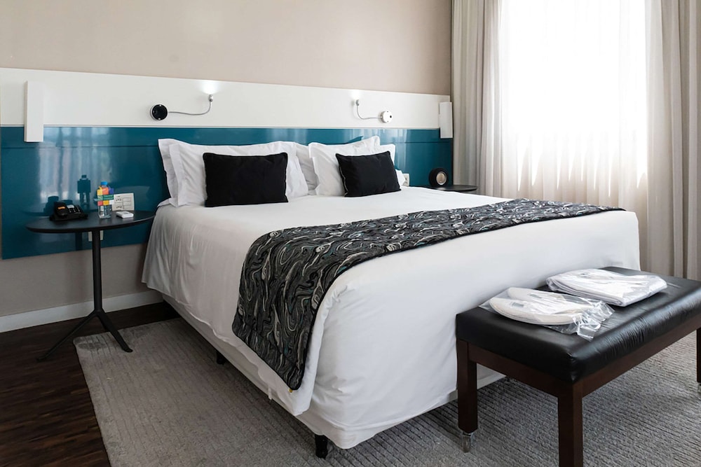 Quality Hotel Faria Lima 11/40