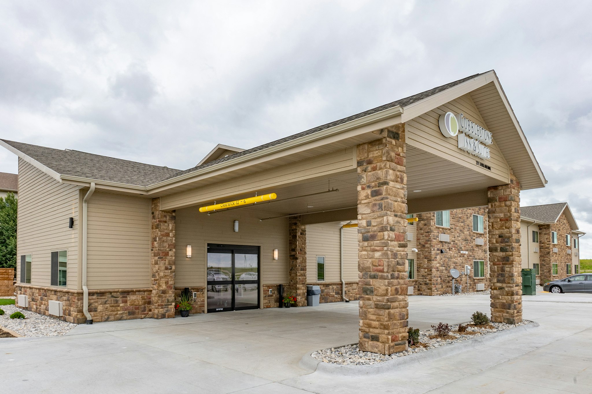 Cobblestone Hotel & Suites-Sheldon 2/27