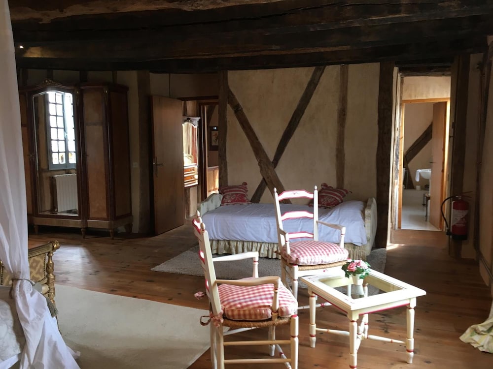 HOTEL LA ROSERAIE 31/50