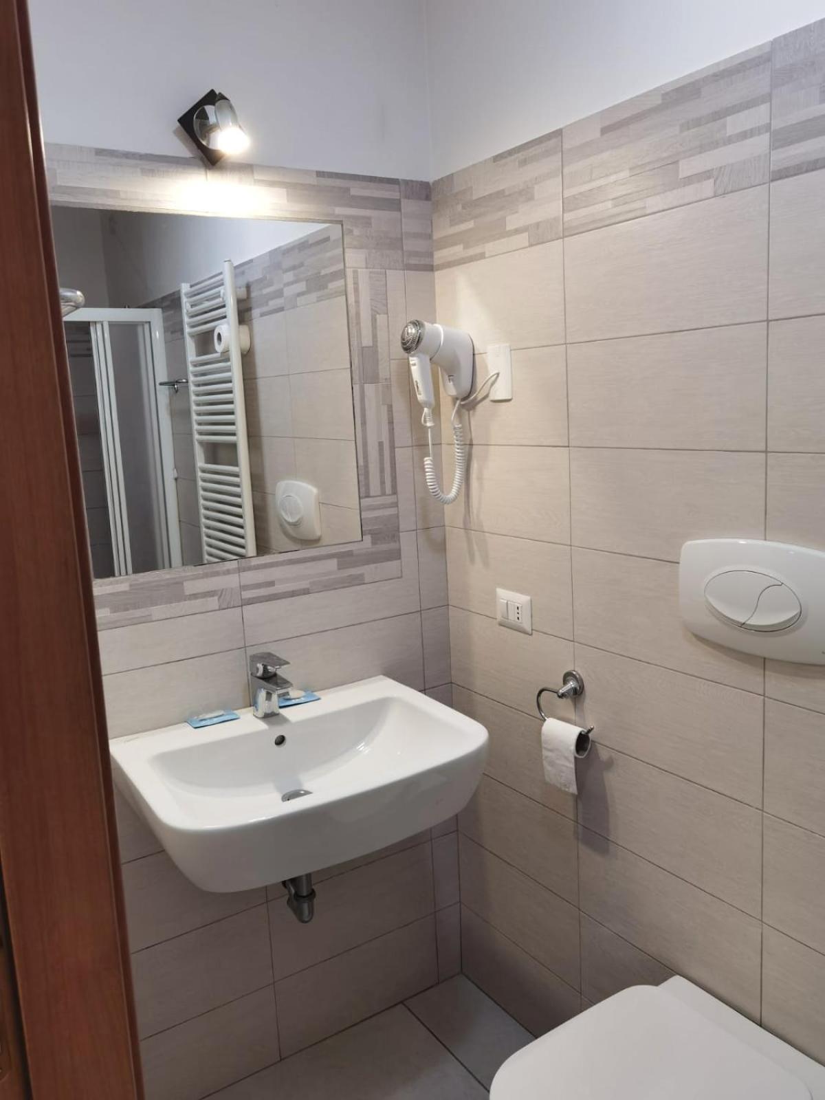 Hotel Bonola 41/41