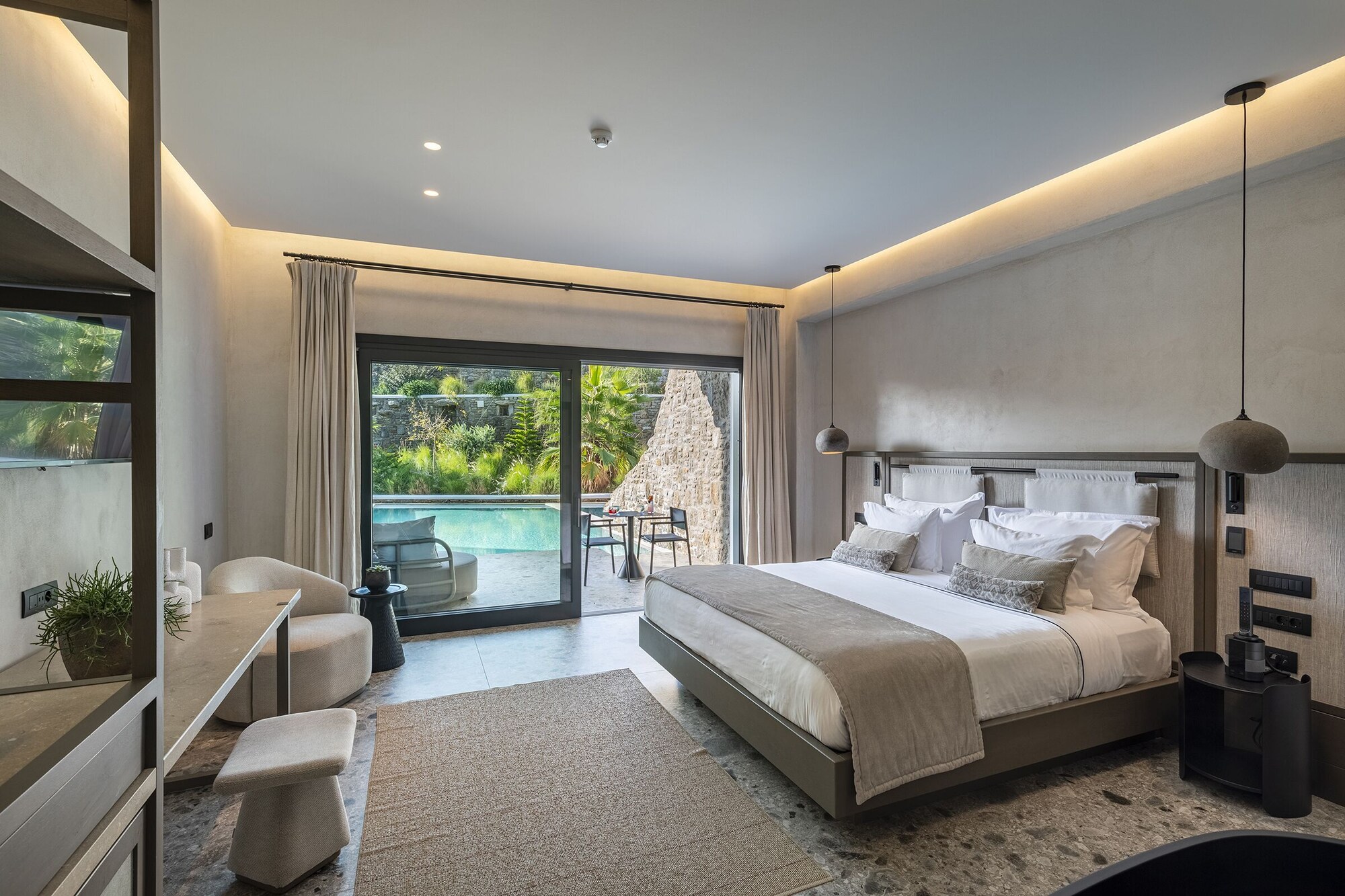 Supreme, Premier, Suite, 2 King Beds, Garden Front, with Pool، Aeonic Suites and Spa - Adults Only 2/2