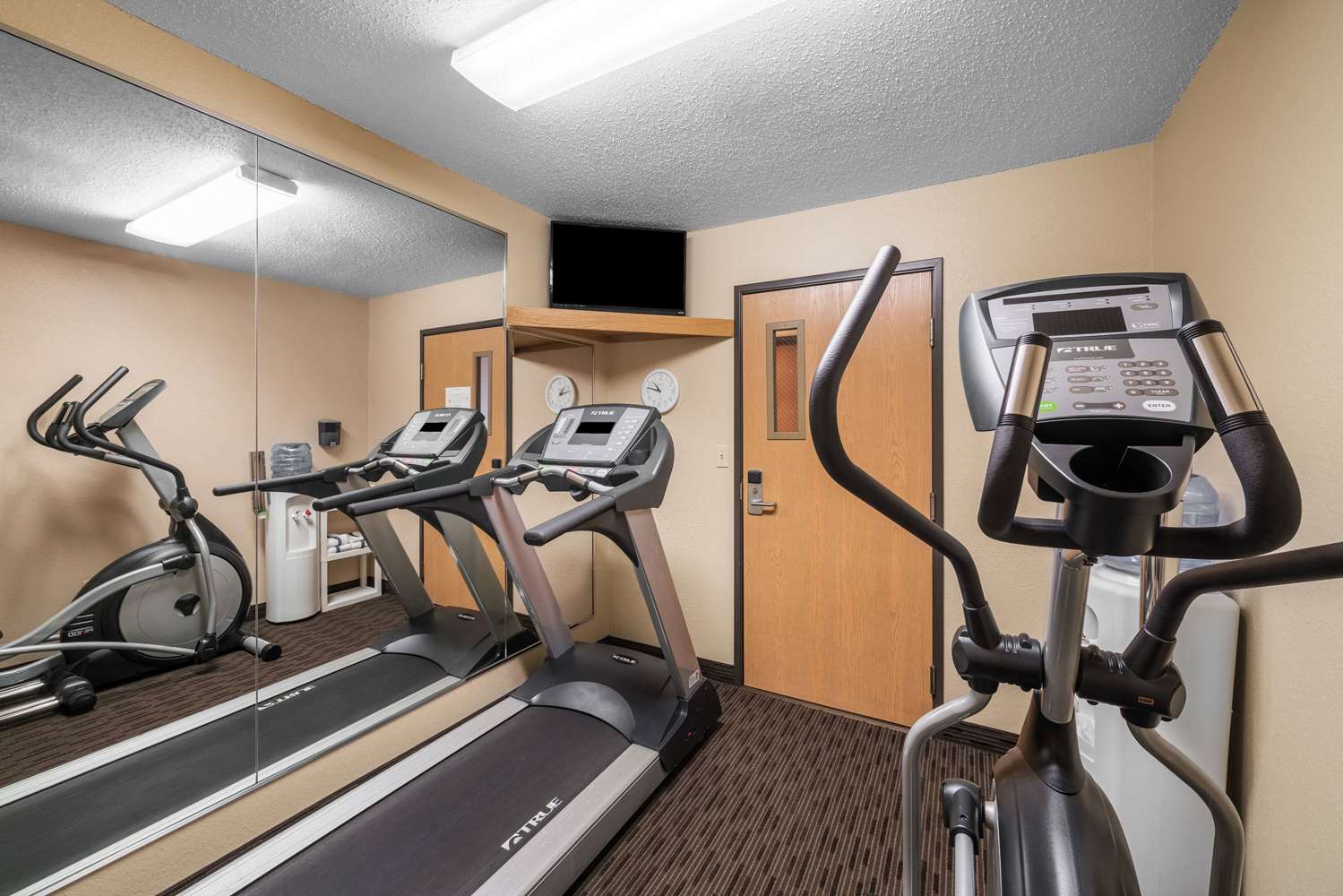 AmericInn by Wyndham Detroit Lakes 29/40