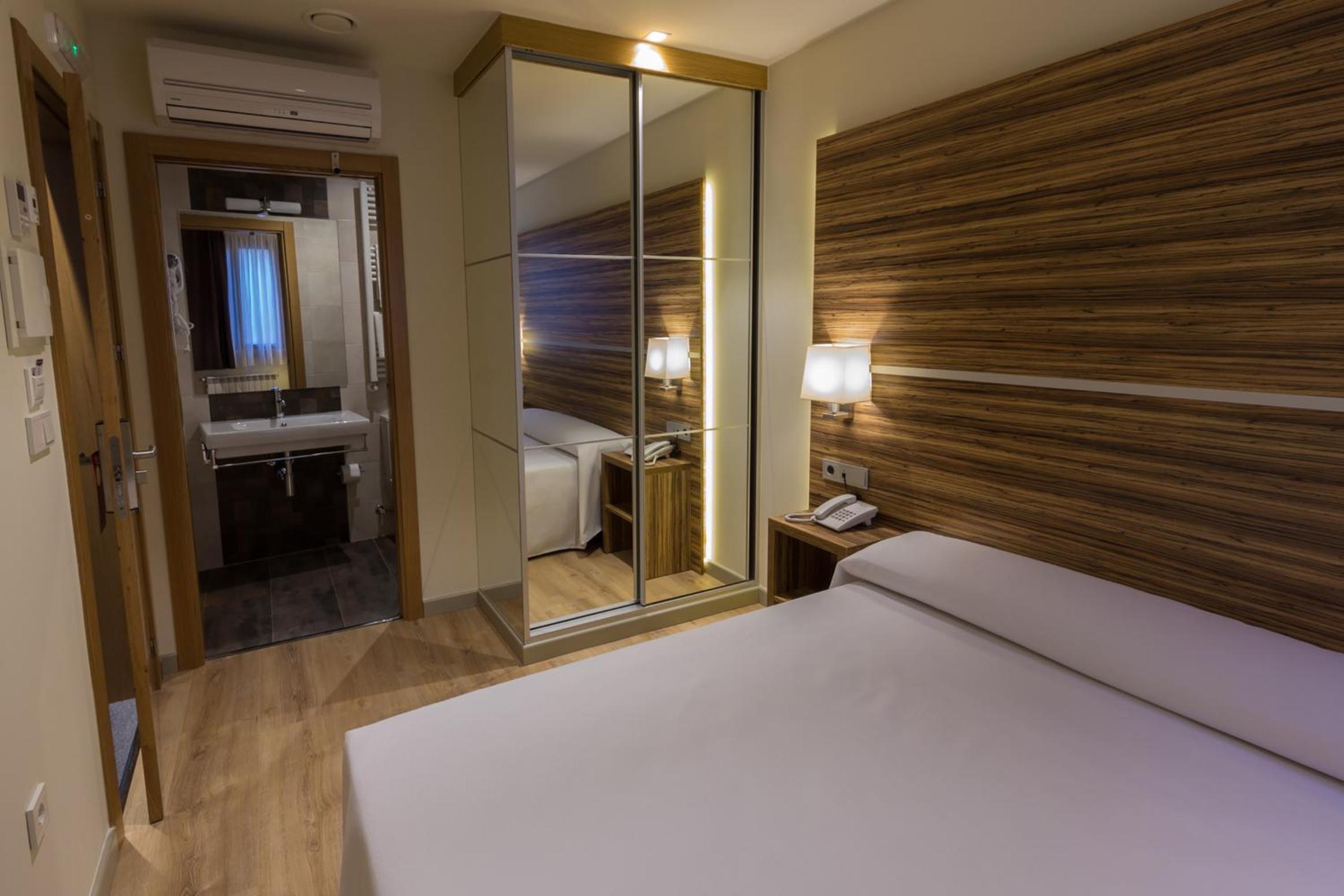 Hotel Novo Candido 14/47