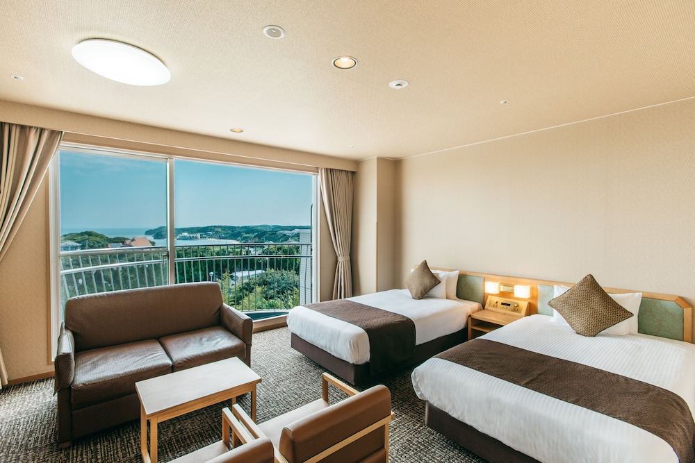 ROOM, TWIN BEDS, PRIVATE BATHROOM
