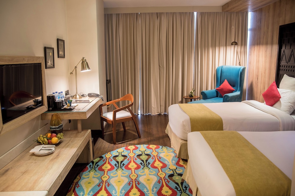 HOTEL dGATES 25/57