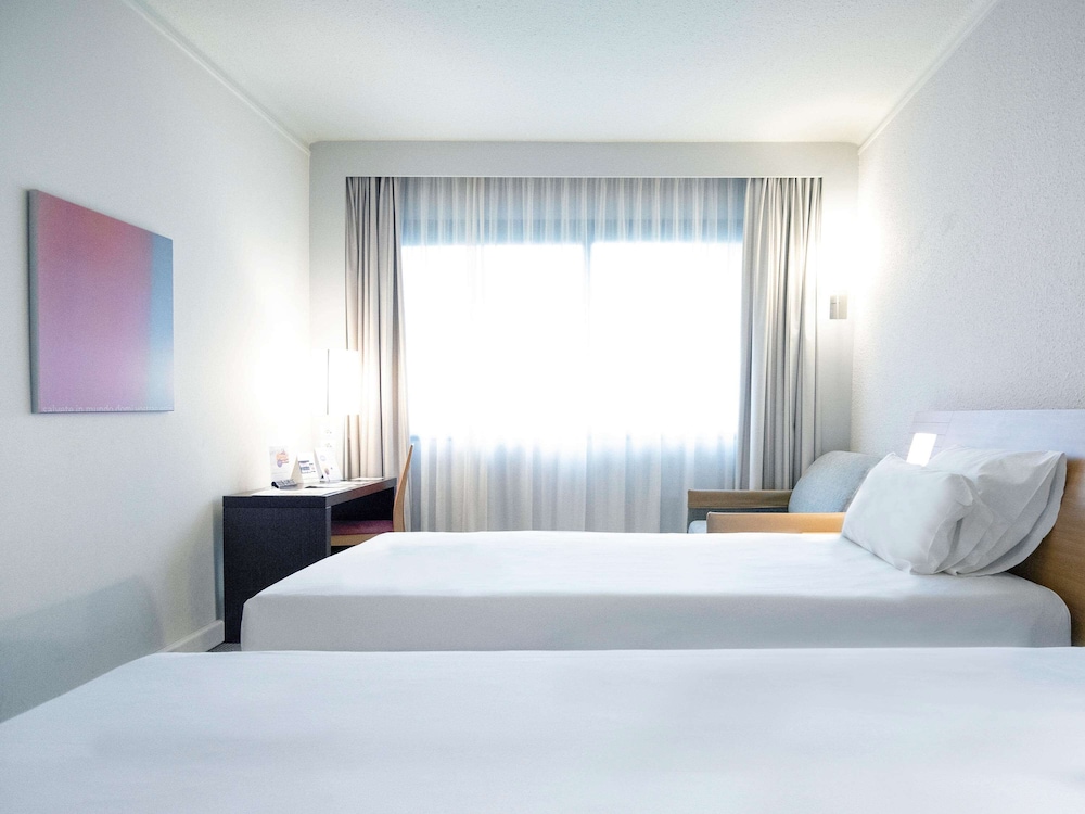 Novotel Athenes 14/73