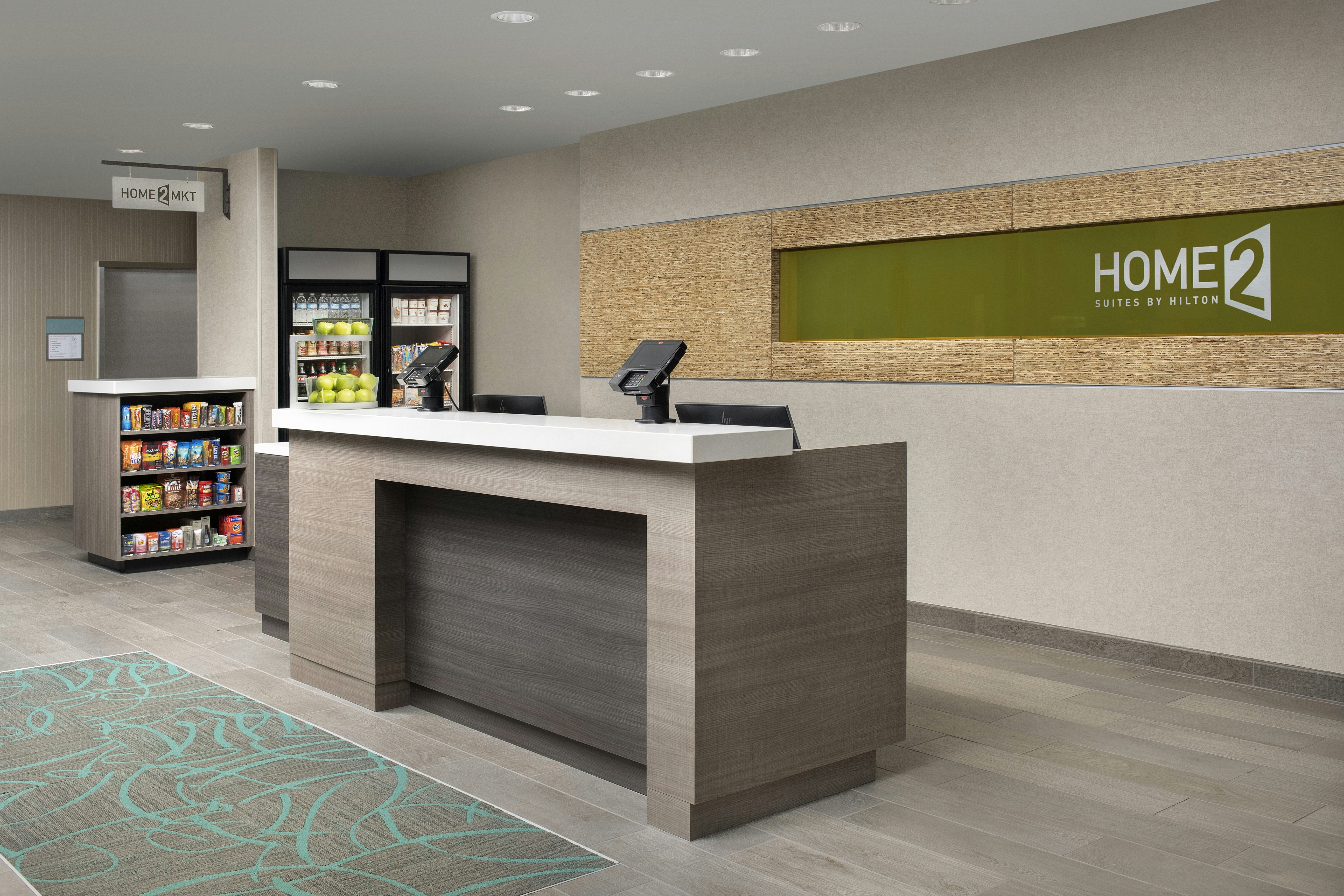 Home2 Suites by Hilton Phoenix Airport South 4/10