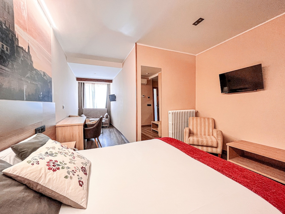 Venta Magullo Complejo Hostelero 16/55