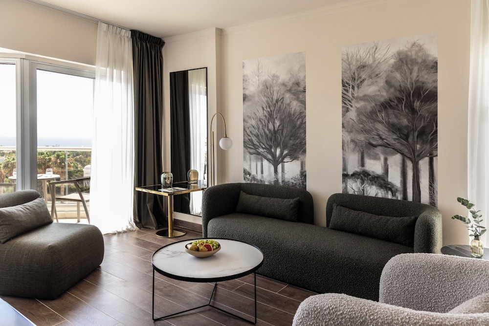 Cali Resort & Spa - Adults Only 27/50
