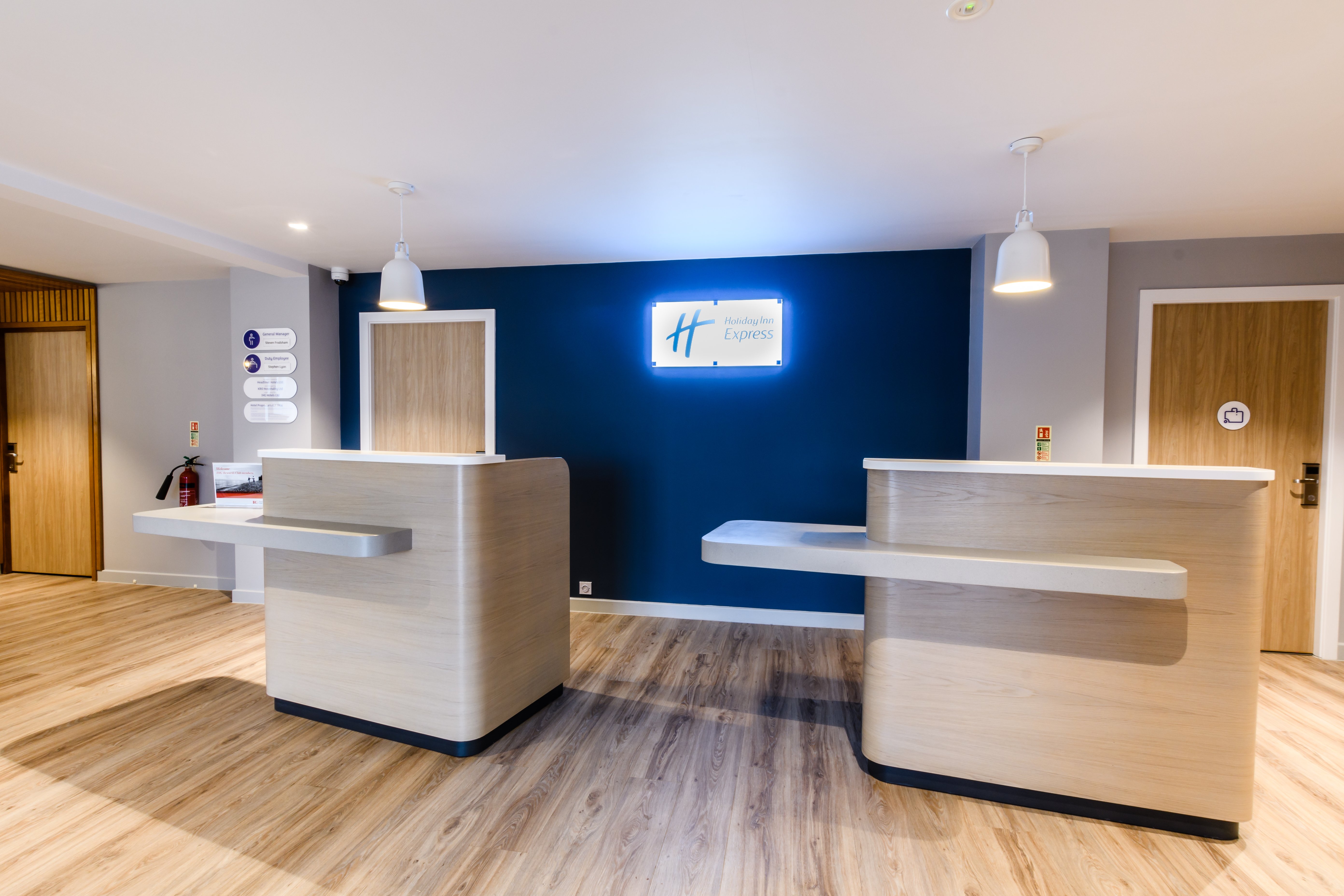 HOLIDAY INN EXPRESS WIGAN 6/21