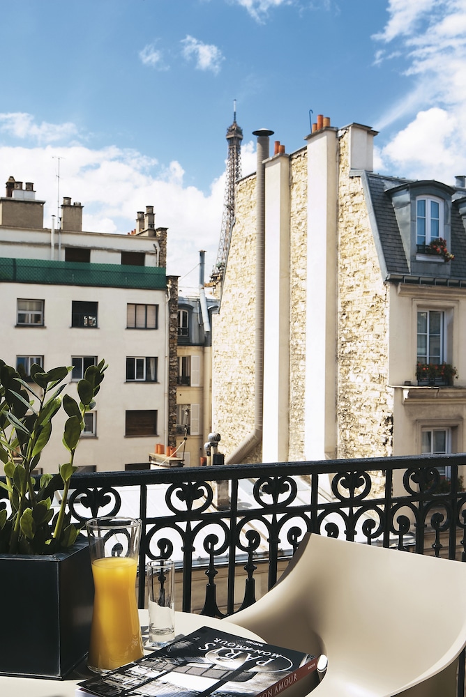 Grand Hotel Leveque 2/72