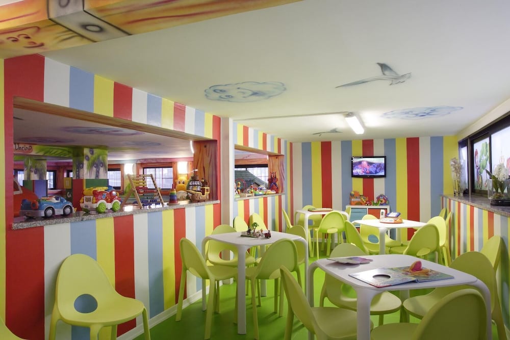 Hotel Gardenia 24/36