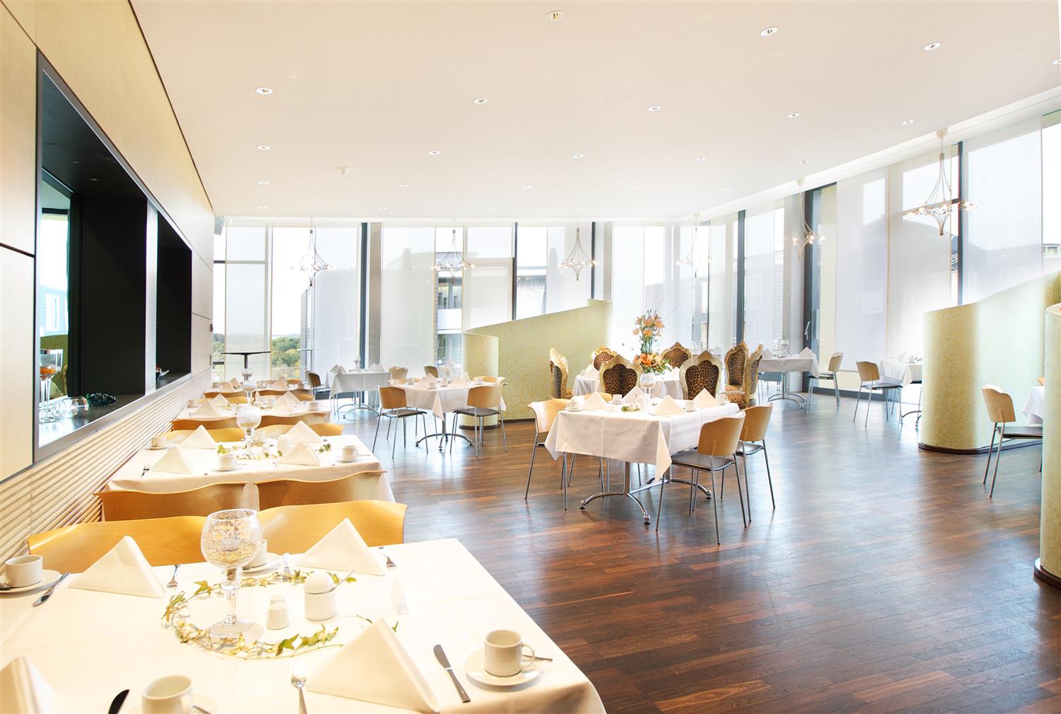 Rugs Hotel Am Schlosspark Lichtenwalde 36/47